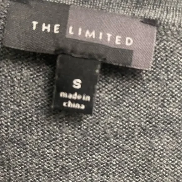 The Limited Gray Love Sweater Size Small Basic Casual Minimalistic - Picture 2 of 3